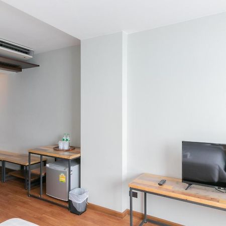 Auberge de jeunesse Zleepmotion Bangkok Extérieur photo