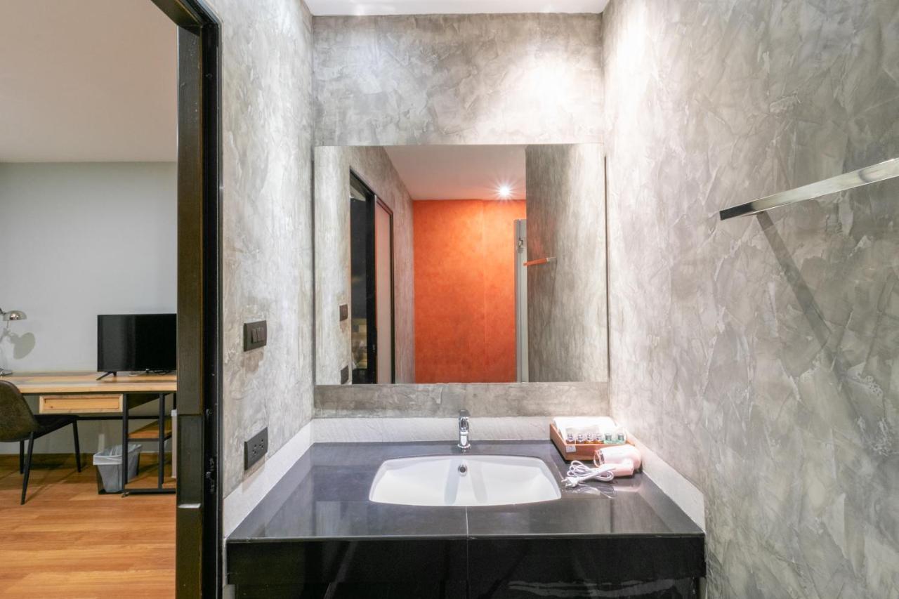 Auberge de jeunesse Zleepmotion Bangkok Extérieur photo