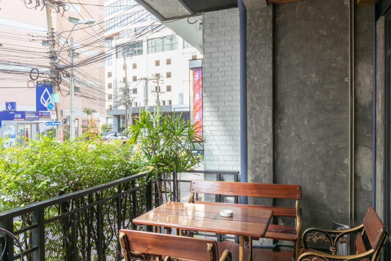 Auberge de jeunesse Zleepmotion Bangkok Extérieur photo